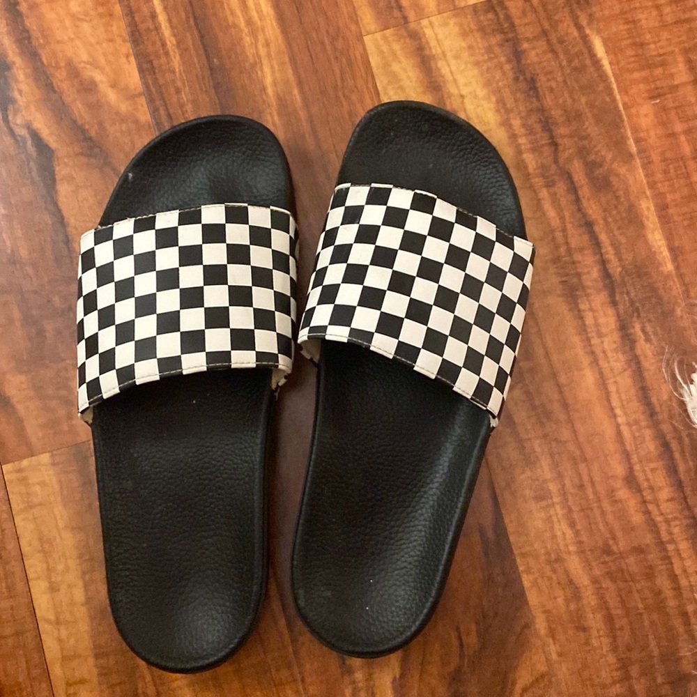 Vans Checker slides